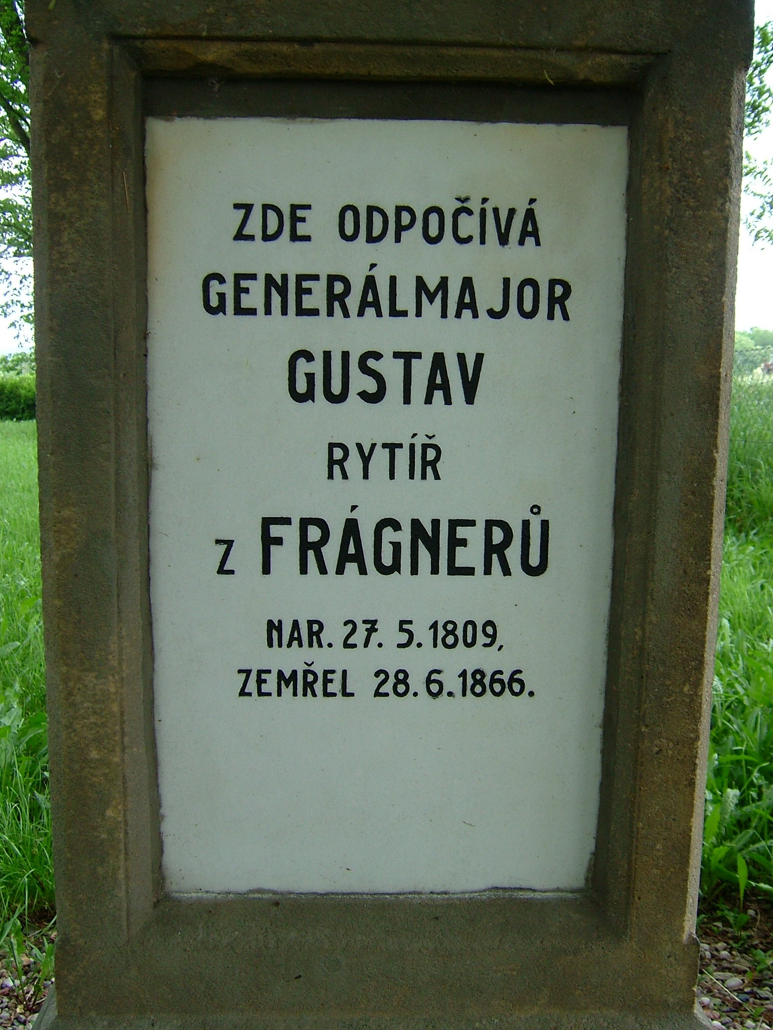 Pomník rakouského generálmajora Gustava von Fragnerna